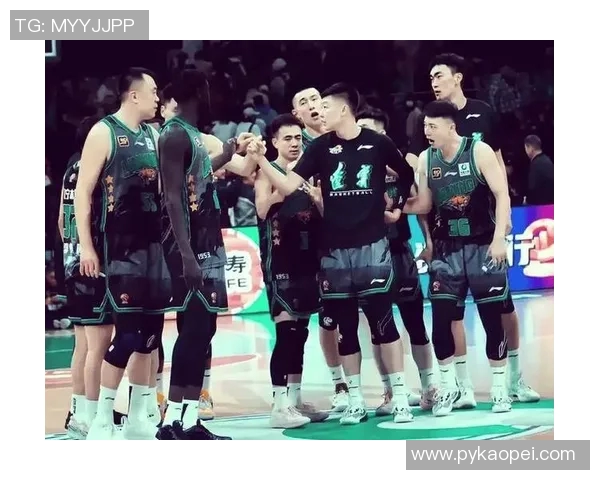 全运会激战辽宁男篮对决天津男篮巅峰对决引发球迷热议